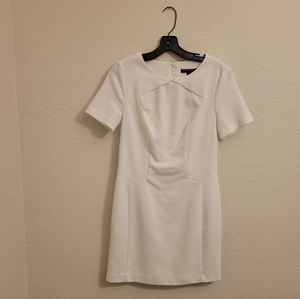 White textured knit short aleeve sheath dress